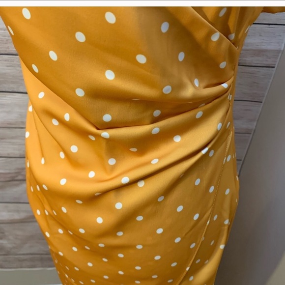 Yellow polka dot dress - Picture 7 of 8
